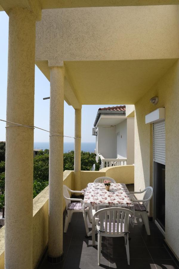 Apartments Jasmina ウトイェハ エクステリア 写真