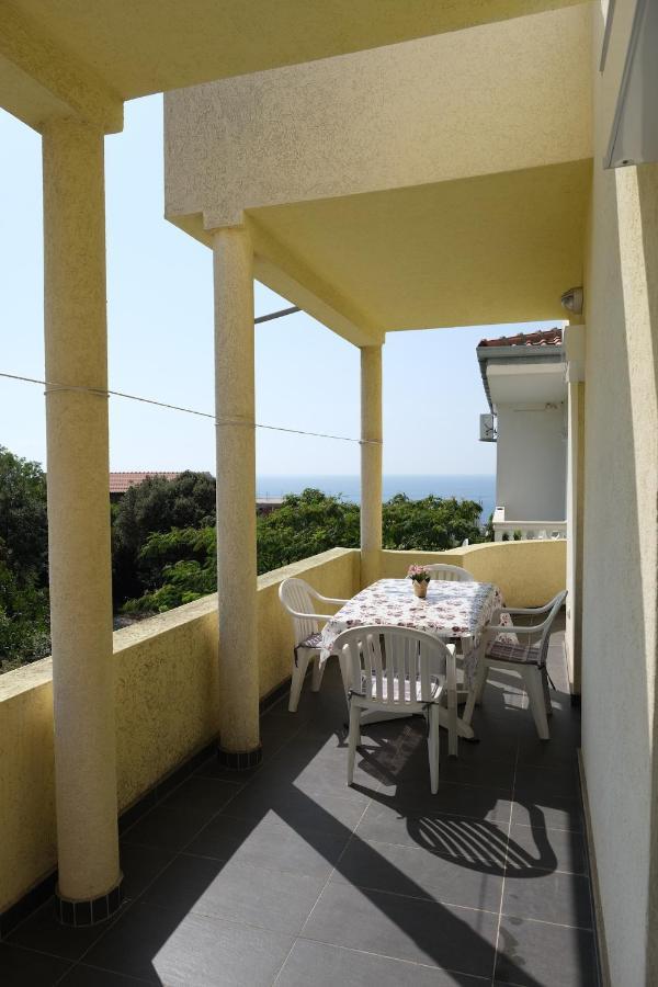 Apartments Jasmina ウトイェハ エクステリア 写真