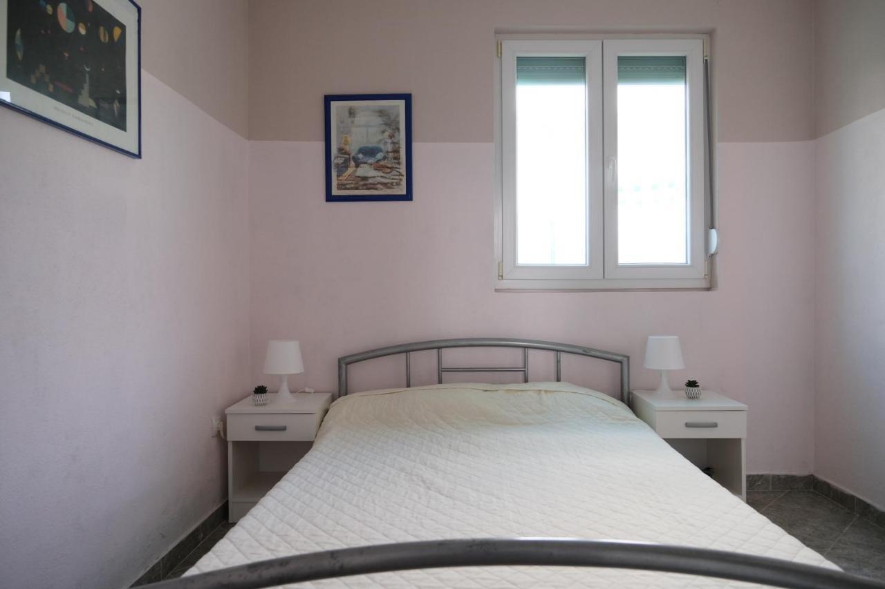 Apartments Jasmina ウトイェハ エクステリア 写真