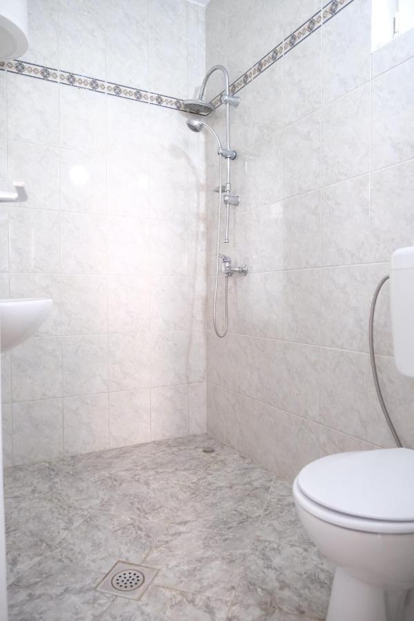 Apartments Jasmina ウトイェハ エクステリア 写真